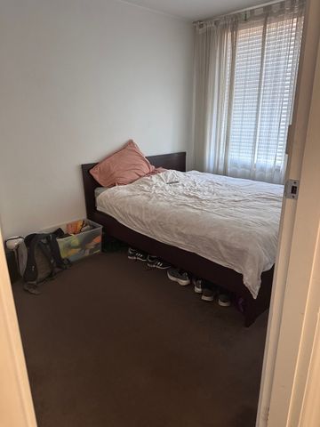 St Kilda East - Photo 3