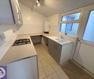 2 bedroom terraced house to rent - Photo 5