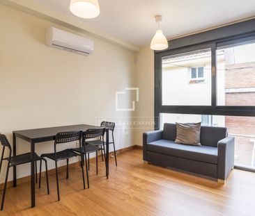 Excellent 1 Bedroom apartment for rent in Berruguete, Madrid - Photo 2