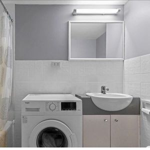 A Quiet Sanctuary Away from The Bustle of The Inner-City - Photo 2