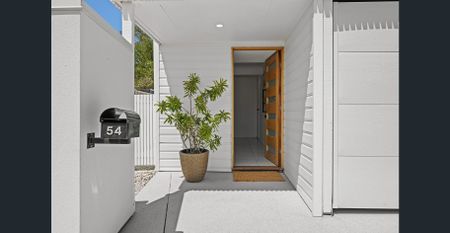 Modern Coastal Townhouse in Central Palm Beach - Photo 5