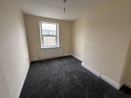 3 bedroom terraced house to rent - Photo 4