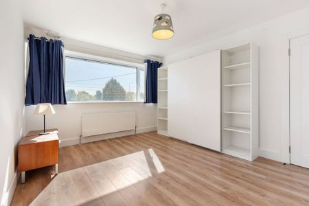 29 Wyattville Close, Cabinteely, Dublin South, Co. Dublin, A96 P9D3 - Photo 5