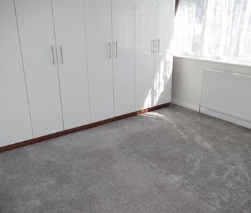 Bradford Road, Bolton - Photo 3