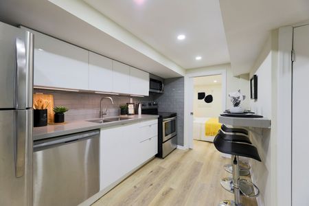 For Lease - 6 Luttrell Avenue Unit# Basement, Toronto, Ontario - Photo 4