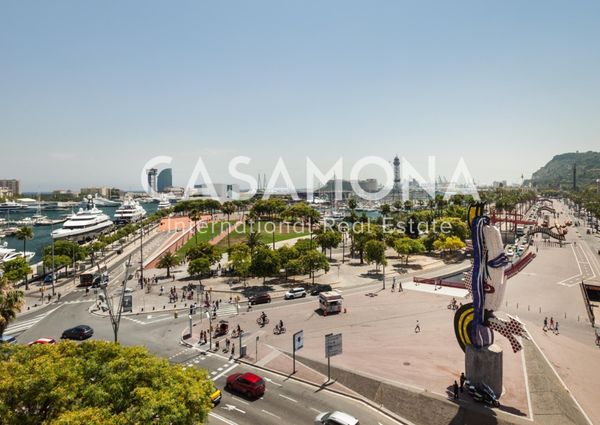 Luxurious 2 Bedroom Aparment with a View over Port Vell