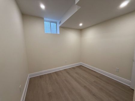 For Lease - 46 James Walker Avenue, Caledon, Ontario - Photo 2