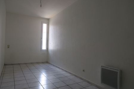 Location appartement 3 pièces, 71.90m², Frontignan - Photo 2