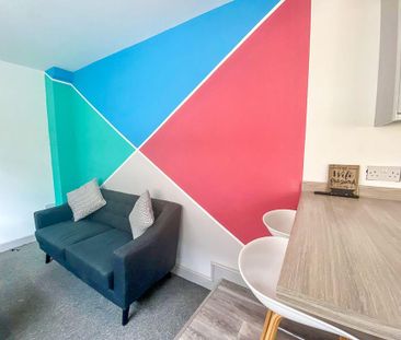 1 bedroom in a house share to rent - Photo 6