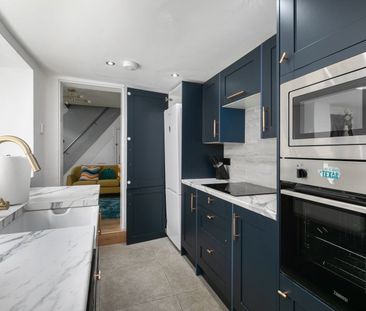 3 Bed Semi-Detached House, Farley Place, SE25 - Photo 6