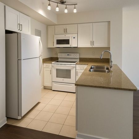 For Lease - 361 Front Street Unit# 1201, Toronto, Ontario - Photo 2