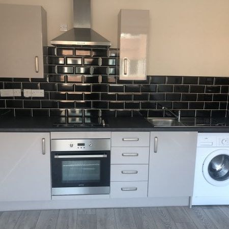 Castleview House, WA7 2DR - Photo 3