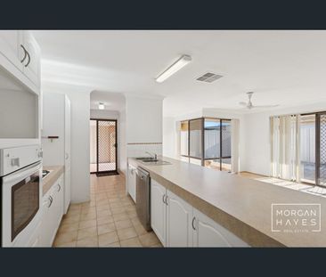 35 Myrna Way, Parkwood, WA 6147 - Photo 5