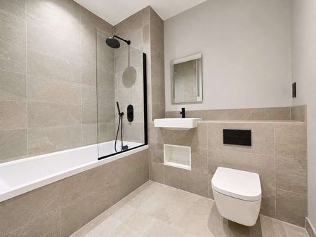 AVAILABLE NOW | ONE BEDROOM APARTMENT | UNFURNISHED | JEWELLERY QUARTER LOCATION | CHARACTER DEVELOPMENT - Photo 5