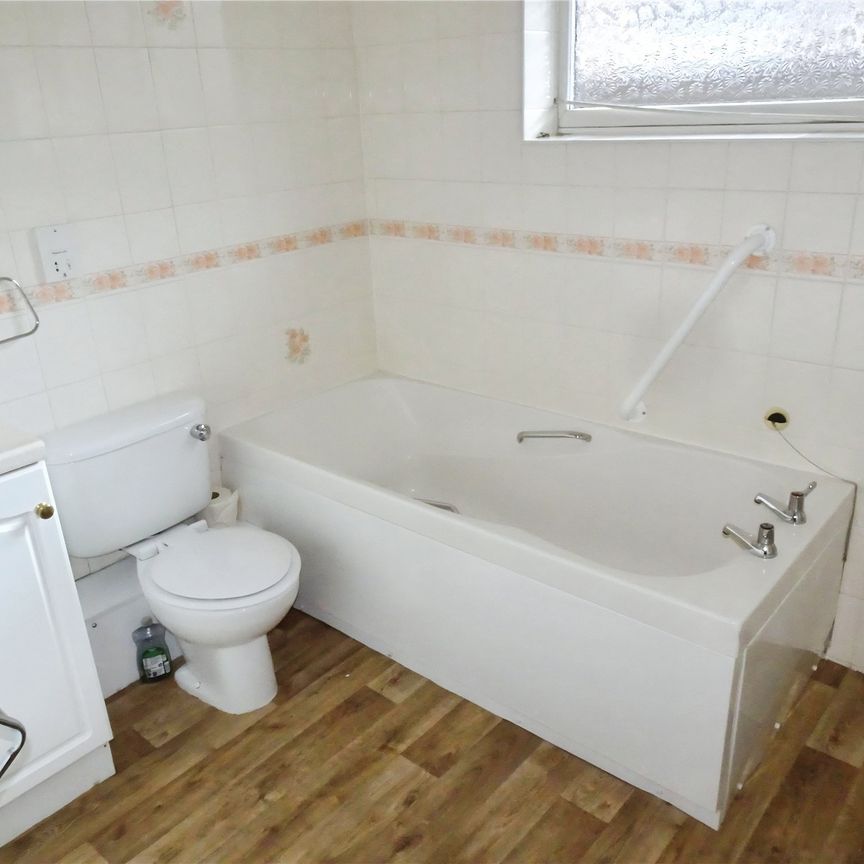 Ness Road, Cambridge, Burwell - Photo 1