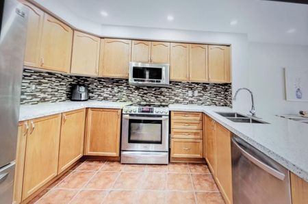 For Lease - 36 TRUMPET VALLEY Boulevard Unit# Main, Brampton, Ontario - Photo 2
