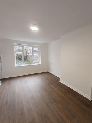 1 bedroom ground floor maisonette to rent - Photo 1