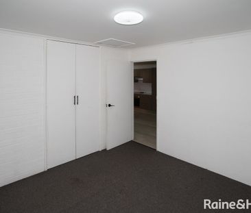 COSY UPSTAIRS LIVING - Photo 1