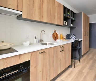 Bury Street, Guildford, GU2 - Photo 4