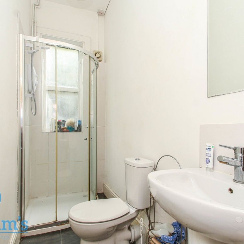1 bed Shared House for Rent - Photo 1
