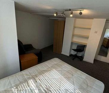 Beechwood Grove, Burley, Leeds, LS4 - Photo 4