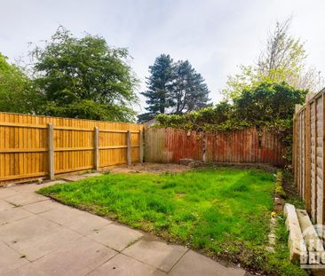 3 bedroom end of terrace house to rent - Photo 3