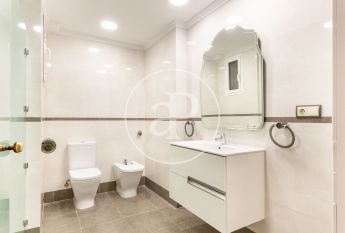 Flat for rent with Terrace in San Francesc (Valencia)