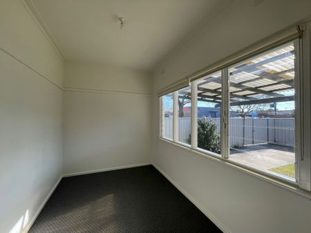 Quiet Comfort, Modern Simplicity - Photo 4