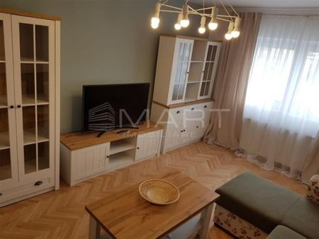 Apartament 3 camere in zona Alba Iulia - Fotografie 2
