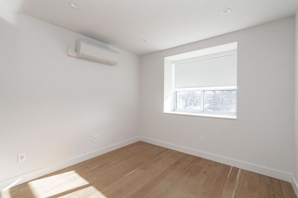 365 Eglinton Avenue East - Photo 1