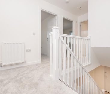 3 bedroom semi-detached house to rent - Photo 3