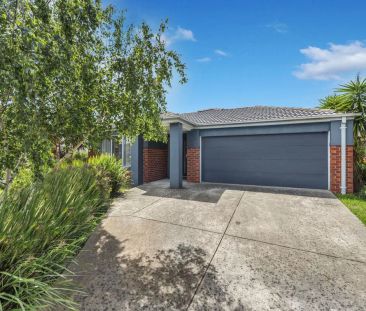 “Large 4 Bedroom Home with Spacious Rear Yard” - Photo 3