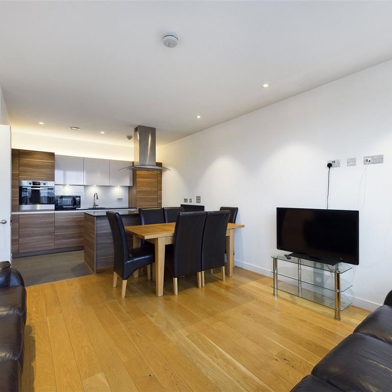 2 bedroom apartment to rent - Photo 1