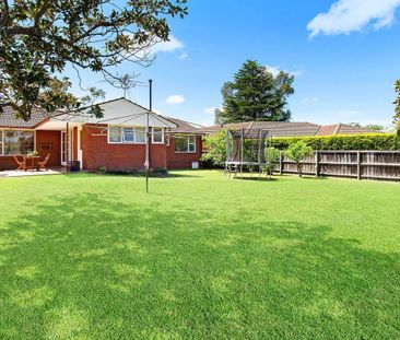 17 Tralee Avenue, Killarney Heights NSW 2087 - House For Rent | Domain - Photo 1