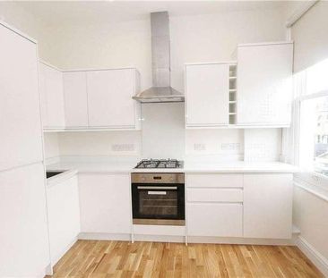 Percy Road, London, W12 - Photo 1