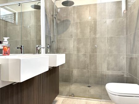 Exceptional Quality in the Heart of Kilsyth - Photo 5