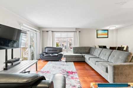 For Lease - 1073 Gabriel Place, Burlington, Ontario - Photo 2