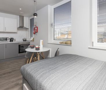 Pannell House - Photo 1