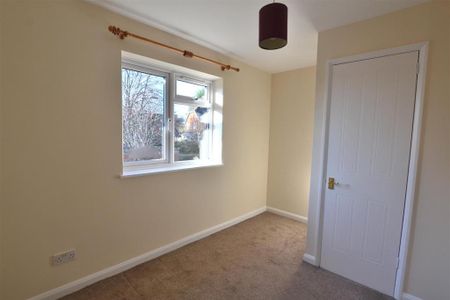 2 bedroom terraced house to rent - Photo 3