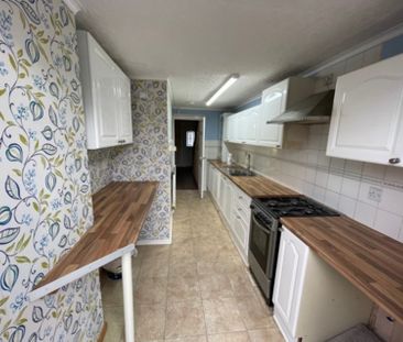 Torrington Avenue, Coventry - - Photo 6