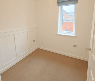 3 bedroom semi-detached house to rent - Photo 2