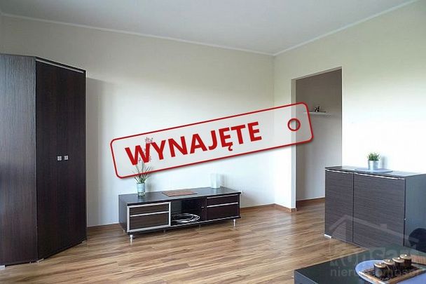 Kawalerka na zamkniętym osiedlu Pod Zegarem - Photo 1