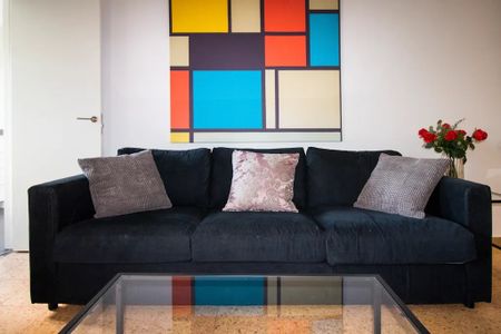 Carrer dAmadeu Torner, L'Hospitalet de Llobregat, Catalonia 08902 - Photo 2