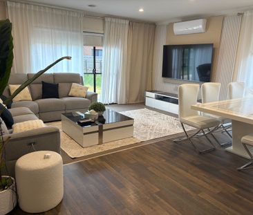 Fully Furnished, Move-In Ready & Stylishly Modern! - Photo 2