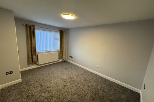 New Holles Court - Photo 1