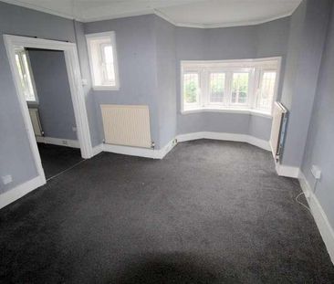 High Road, Byfleet, KT14 - Photo 3