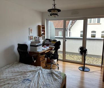 Ein echtes Highlight auf dem Marburger Wohnungsmarkt! Moderne, lichtdurchflutete und wirklich schöne 3 Zimmer-Wohnung mit Dachterrasse, Afföllerstr. 30, Marburg - Photo 5