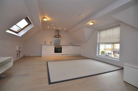 Northstar Victor Road, TeddingtonProperty for lettings - Chasebuchanan - Photo 3