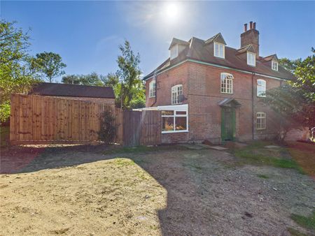 Foxes Farm, Nacton, Ipswich, Suffolk, IP10 0JJ - Photo 2