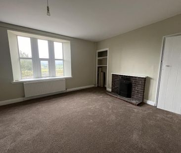 2 bedroom end of terrace house to rent - Photo 2